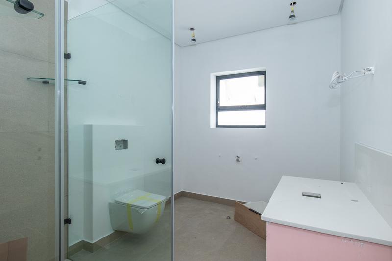 To Let 4 Bedroom Property for Rent in Meadowridge Western Cape
